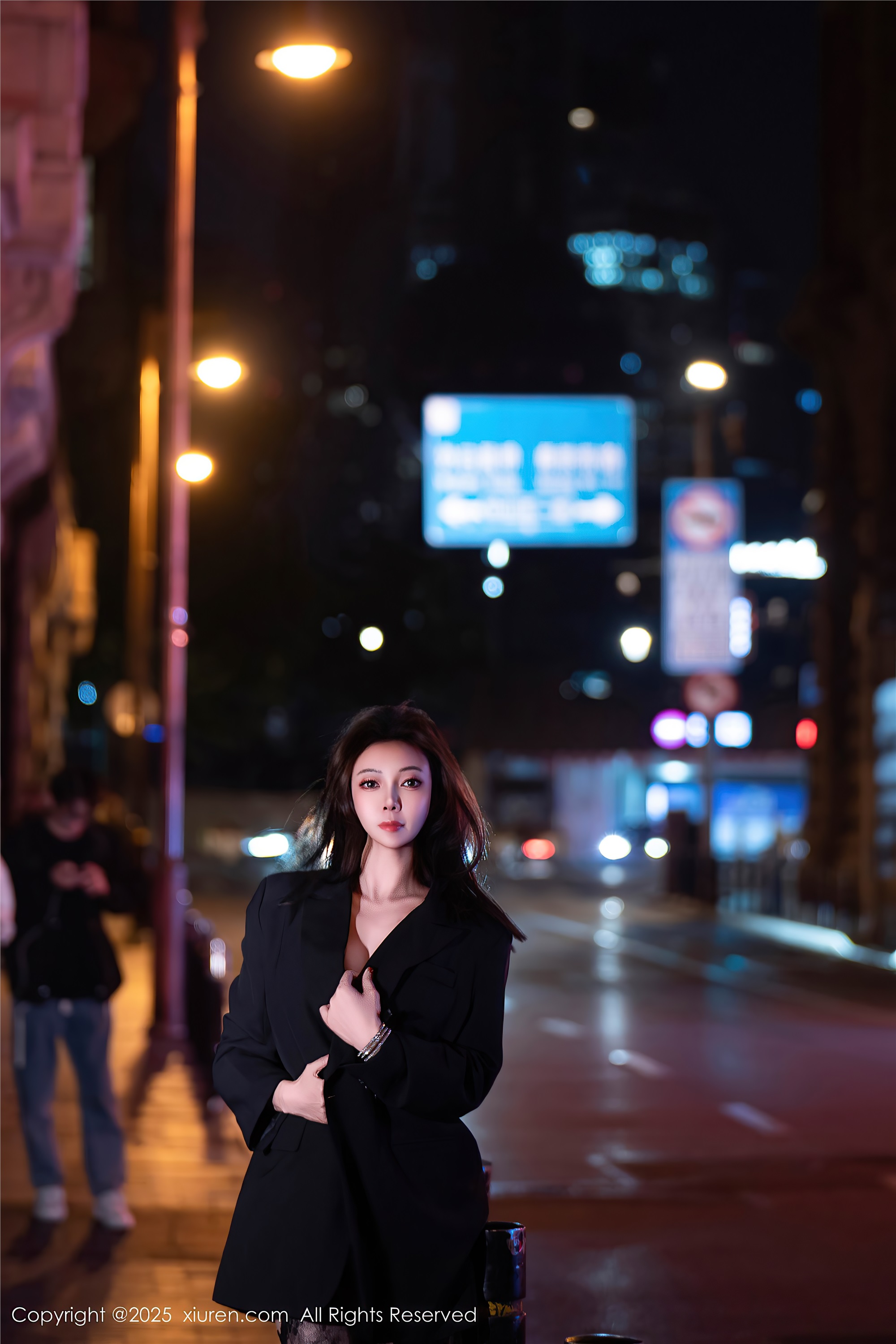 Xiuren秀人网 2025.10.23 NO.10899 果儿Victoria